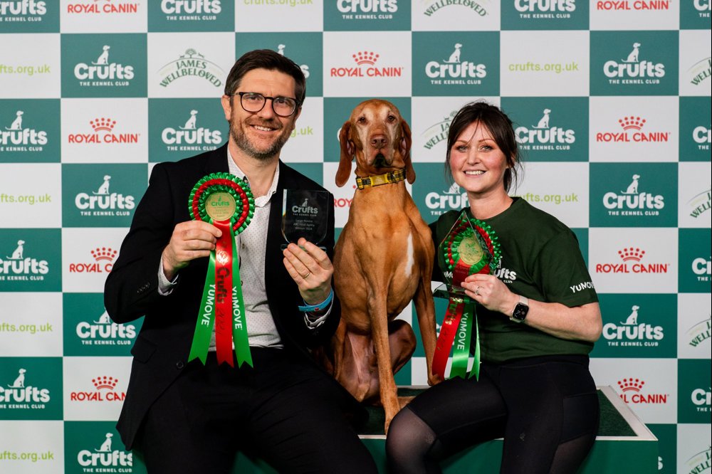 Crufts Large Novice ABC agility winner Lorna and Drico Credit BeatMedia | The Kennel Club